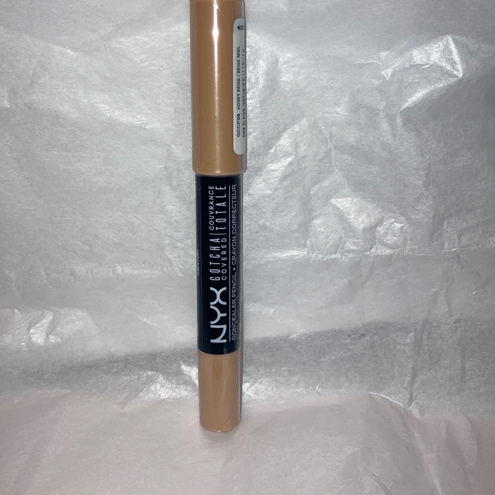 💋NYX Gotcha Covered concealer pencil